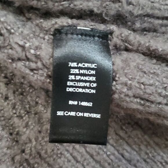 2 Torrid Sweaters Size 6X - Picture 16 of 16